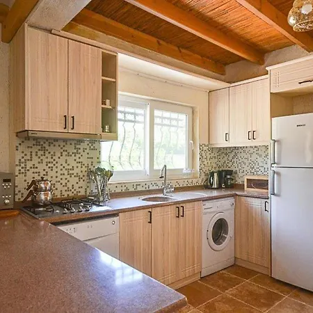 Sleeps 4 Pool Air Con Wifi Villa *